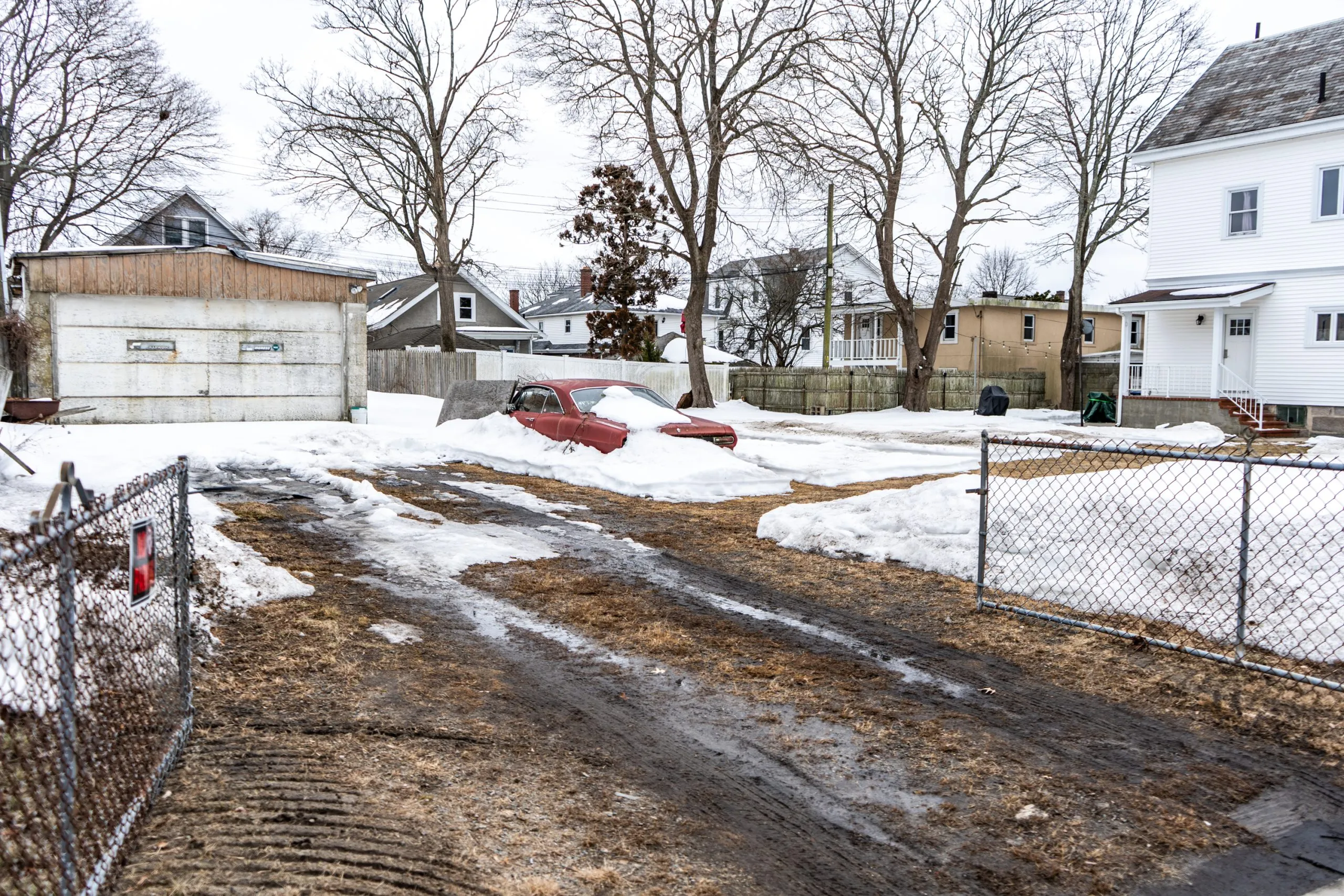 Ballot push seeks to ‘legalize starter homes’ statewide