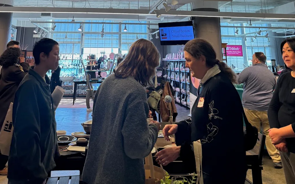 Networking event connects small restaurant owners