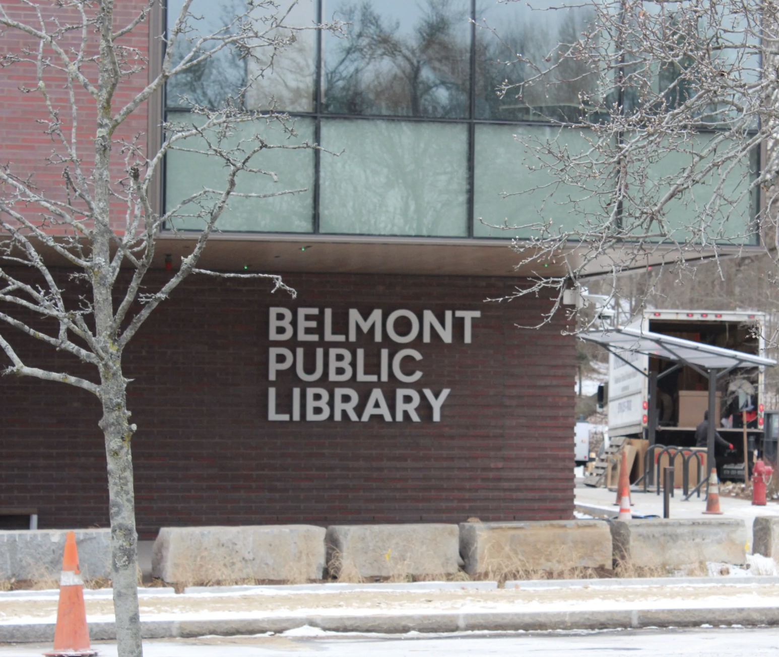 Belmont Residents Celebrate Public Library Opening